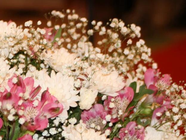 Букеты с доставкой на заказ: удобство, красота и индивидуальность