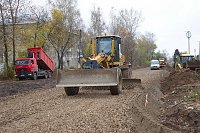 На улице Менделеева продолжается ремонт дороги