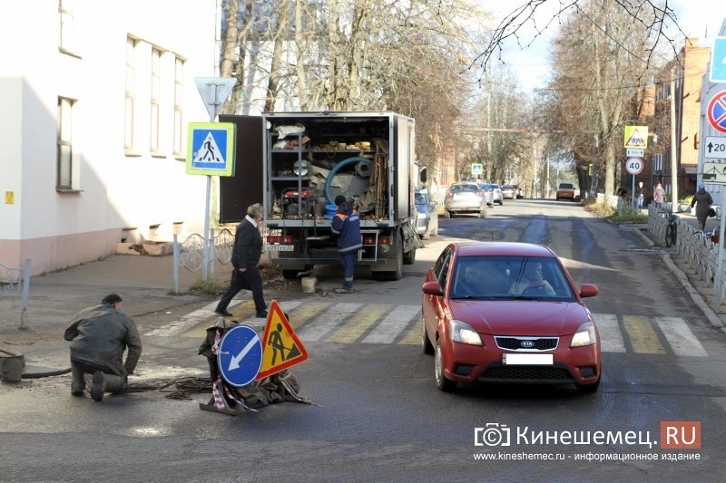 Автолюбители Кинешмы с трудом привыкают к одностороннему движению по ул.им.Крупской