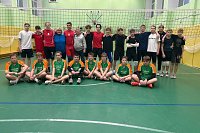 Команда «Арены» выиграла соревнования по волейболу среди школ