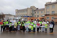 Сотрудники ГИБДД Кинешмы провели акцию на площади Революции