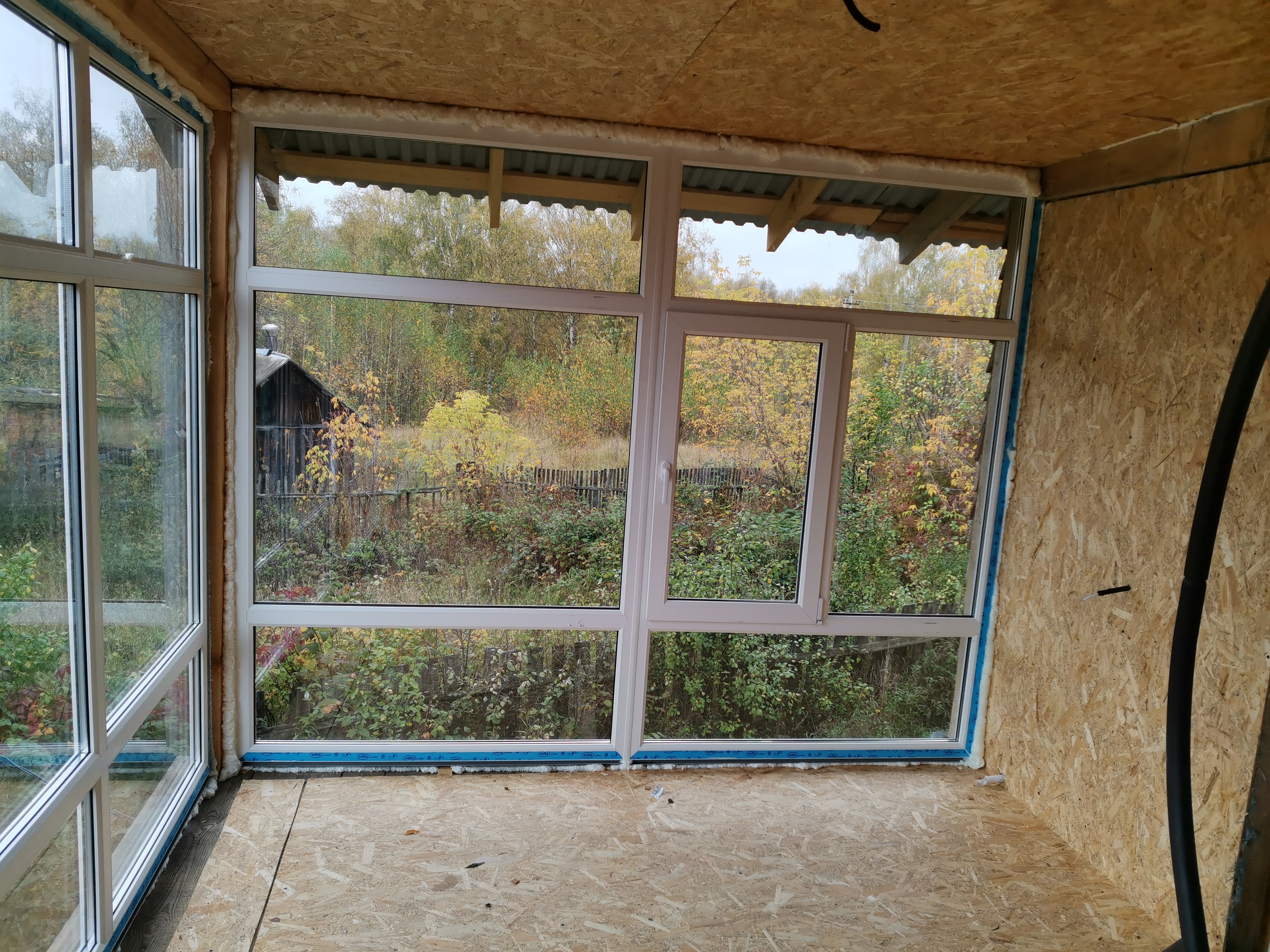 Когда ремонт пластиковых окон лучше замены