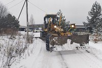 УГХ продолжает устранять последствия снегопада в микрорайонах города