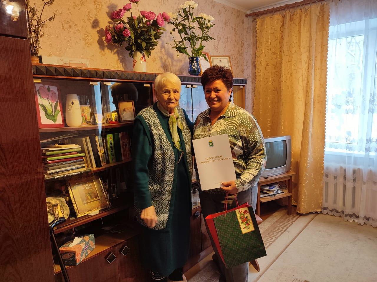 90 лет исполнилось ветерану культуры Кинешмы Нине Броничевой