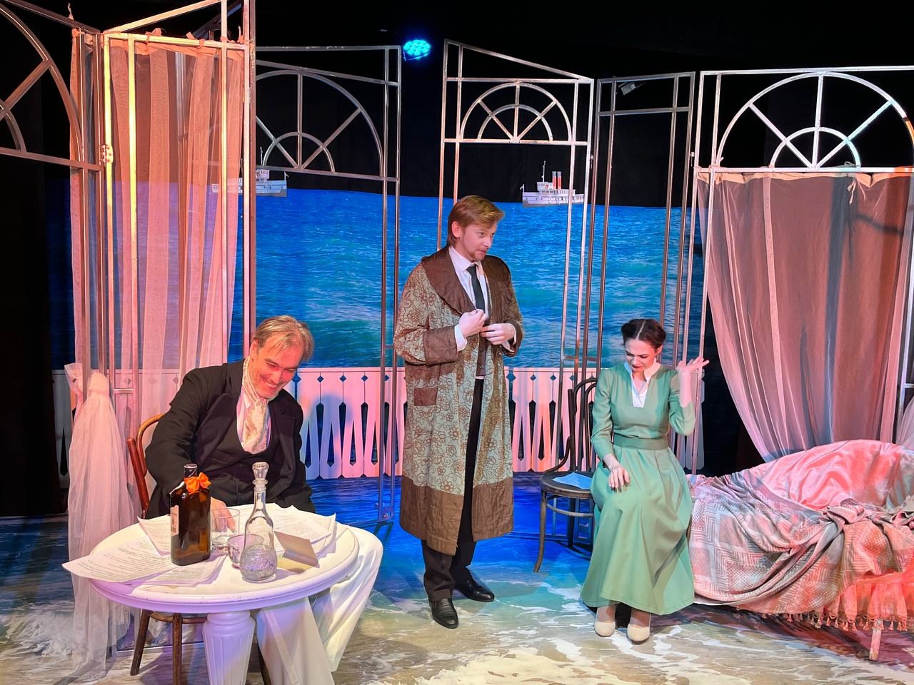 Зрители поделились впечатлениями от премьеры нового спектакля Кинешемского театра