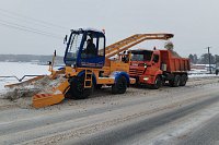 Новый лаповый погрузчик вышел на уборку городских дорог от снега