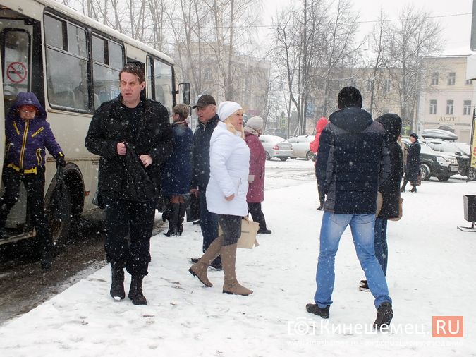 Опубликован график движения городского транспорта 31 декабря и в первые дни нового года