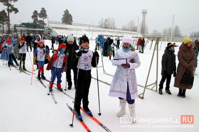 Лыжники Кинешмы проводили 2024 год «Новогодней гонкой»