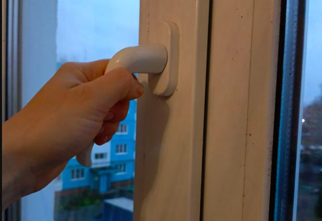 Почему стоит заказать замер и установку жалюзи у профессионалов