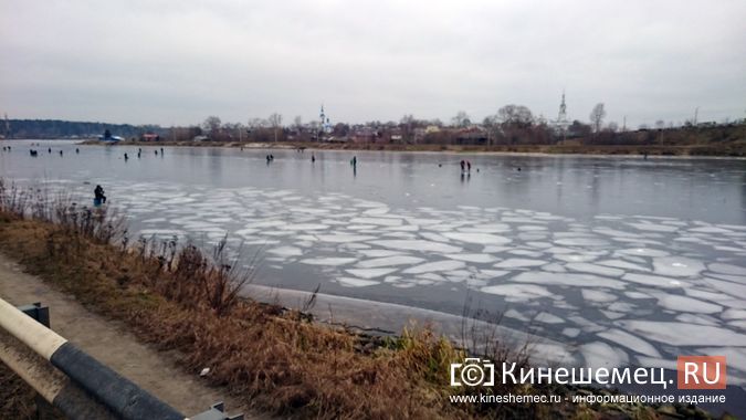 Спасатели Кинешмы предупреждают об опасности выхода на лед