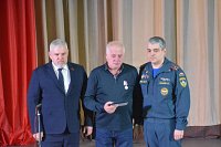 В Ивановской области вручили медали «Отец солдата»