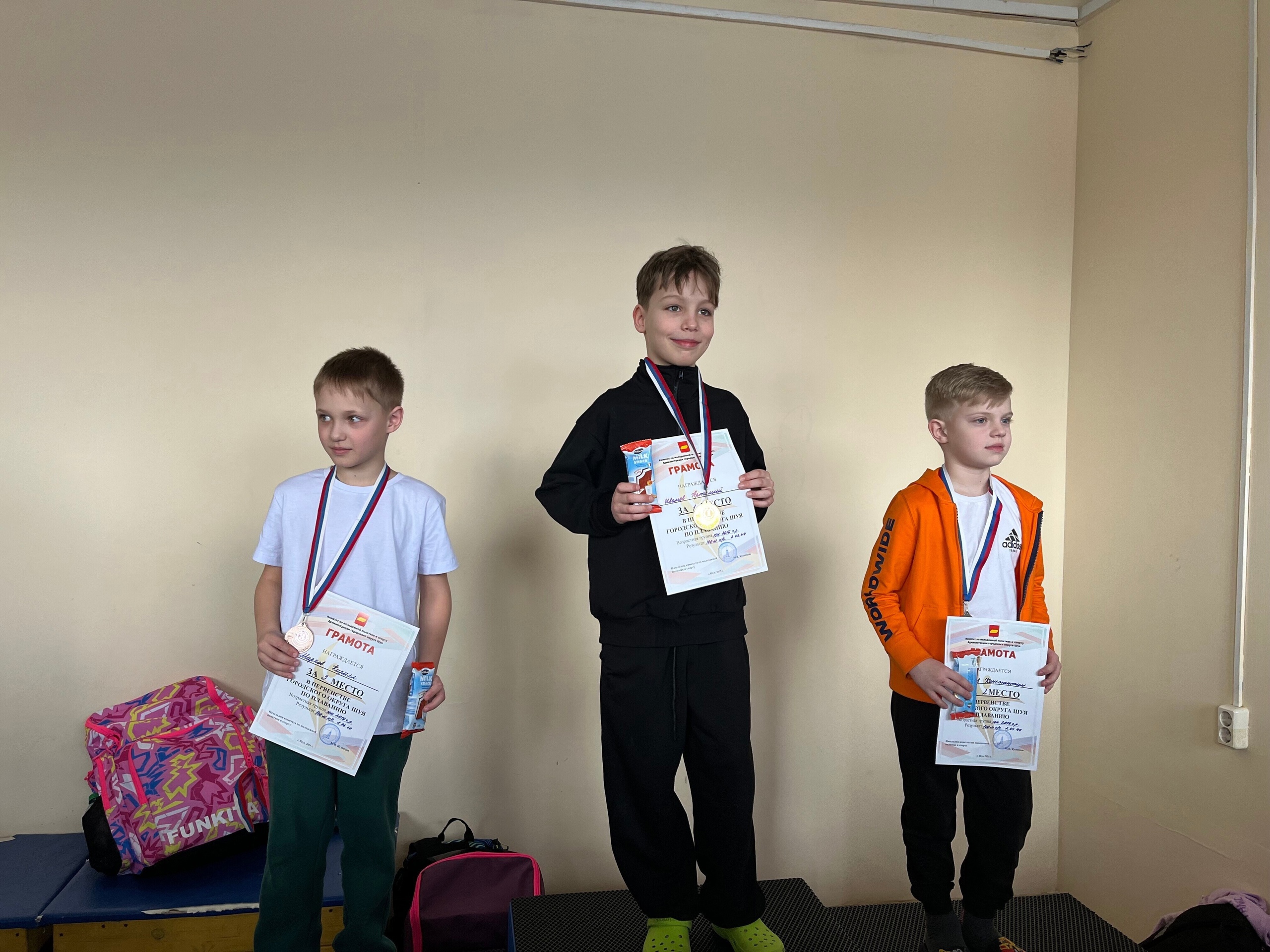 Кинешемские пловцы завоевали медали в Шуе