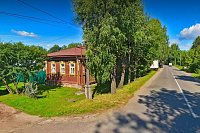 На улице 2-ой Напольной устраняют прорыв водопровода