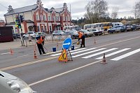 На пешеходных переходах Кинешмы наносят новую разметку