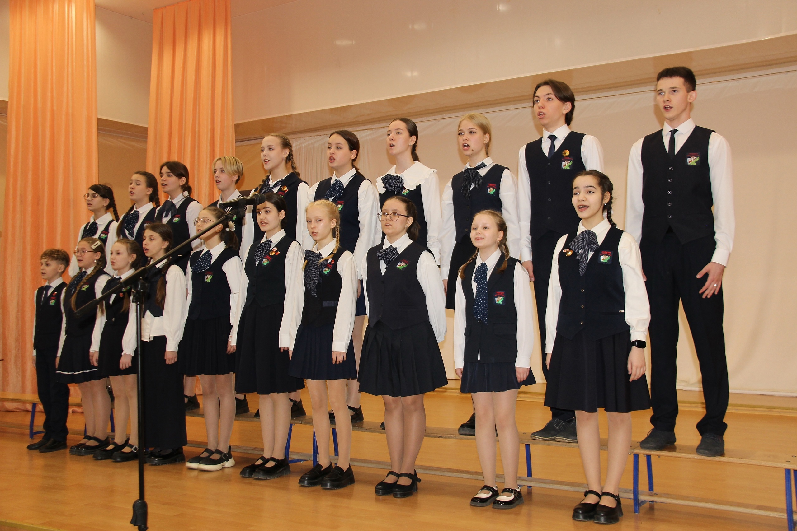 Гимназисты взяли Гран-при муниципального этапа Всероссийского фестиваля школьных хоров