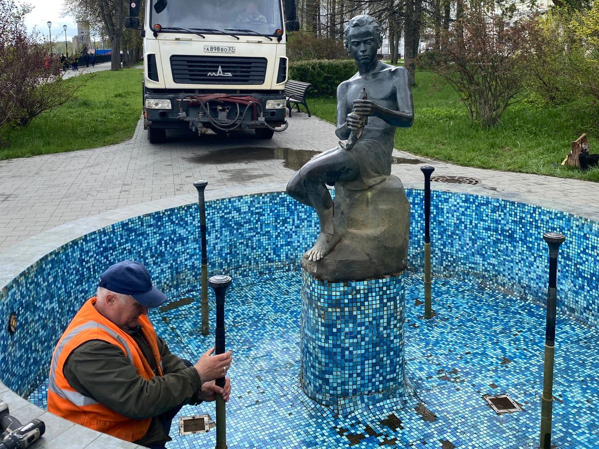 В Кинешме УГХ готовит фонтаны к летнему сезону