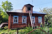 В Кинешме на улице Полины Осипенко загорелся жилой дом