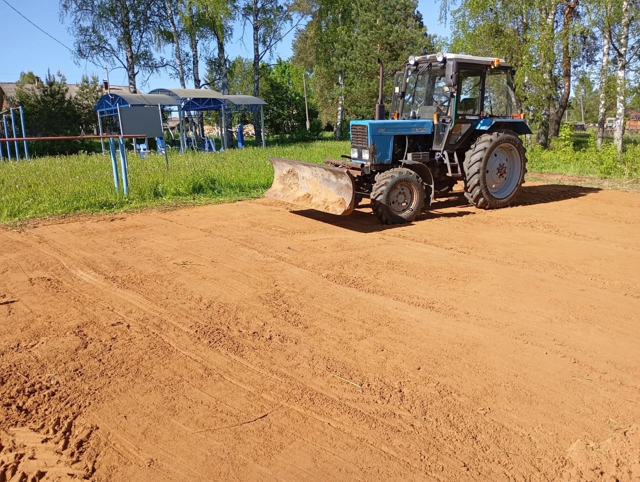 В Кинешемском районе устанавливают современные детские площадки