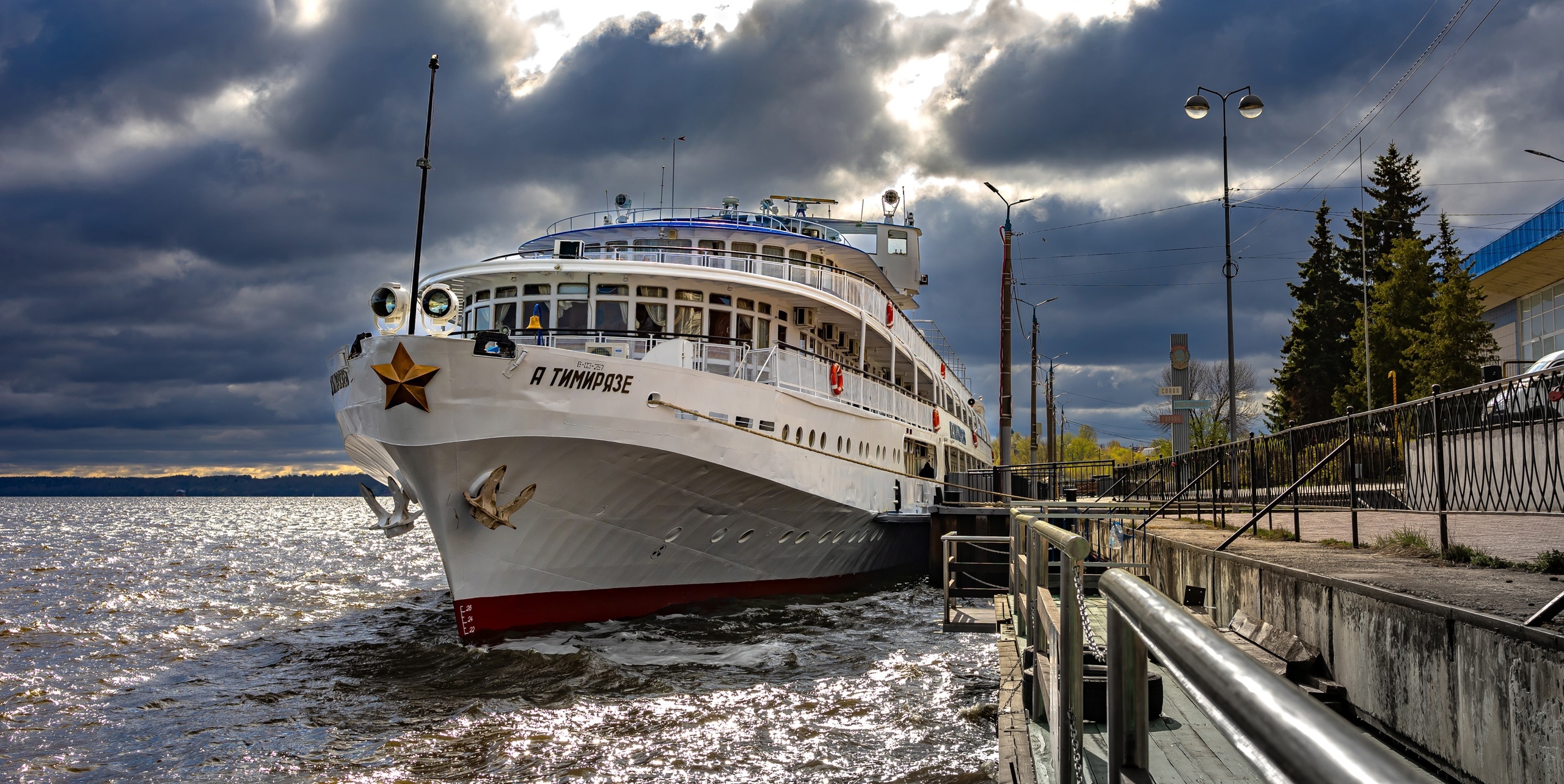 С начала турсезона Кинешма приняла уже 36 круизных теплоходов