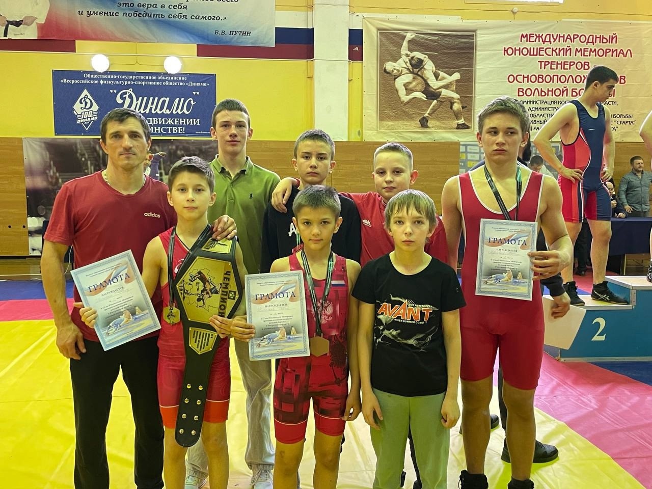 Кинешемские борцы-вольники завоевали награды межрегионального турнира в Костроме