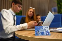 На что родители разрешают детям тратить деньги в интернете?