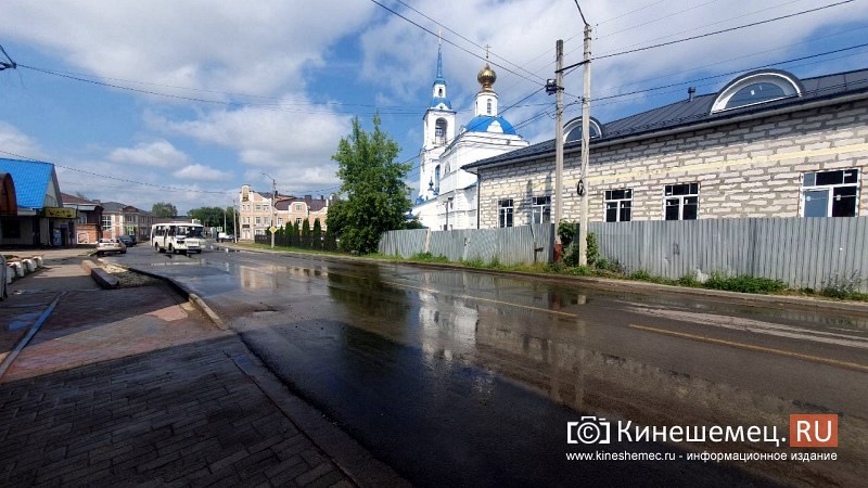 В центре Кинешмы в очередной раз прорвало канализацию