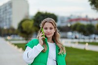 Не только зумеры: ивановцы всех возрастов отказываются от телефонных звонков в пользу мессенджеров