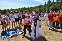 На центральном пляже Кинешмы показали спектакль-реконструкцию русской свадьбы