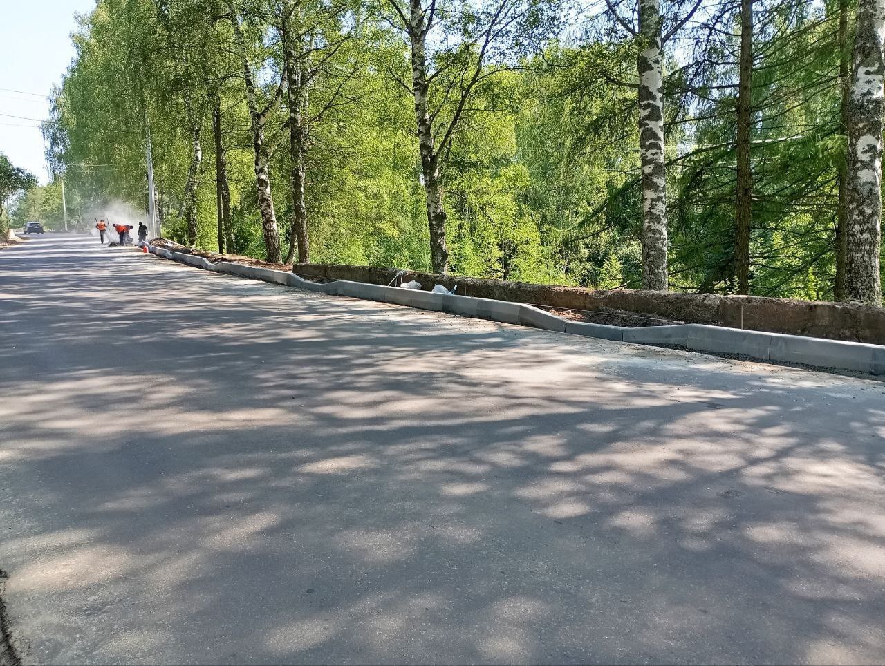 В Кинешемском районе завершают ремонт дороги до Наволок