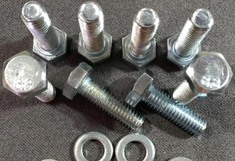 Купить болты оптом: виды, характеристики и области применения