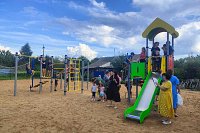 В Наволоках открыли новую детскую площадку
