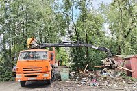 В июле с контейнерных площадок Кинешмы вывезли более 1250 кубометров веток и мусора