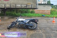 В поселке Лесное травмы при падении получил водитель мопеда