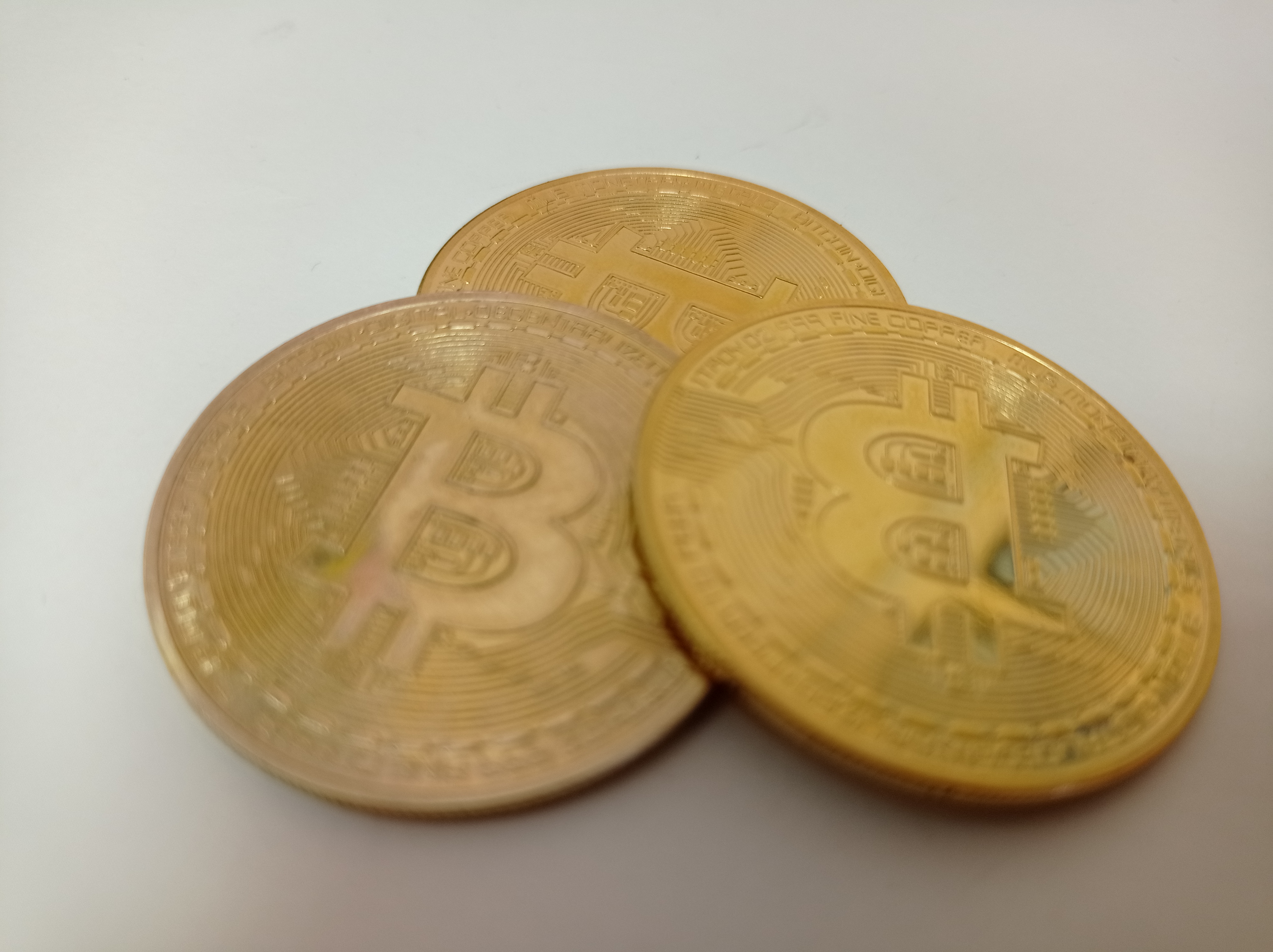 Slash: обзор телеграмм-канала и опыт сотрудничества в сфере криптоинвестиций