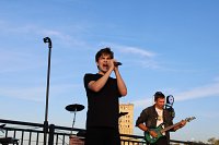 На Стрелке у Никольского моста прошел большой благотворительный концерт