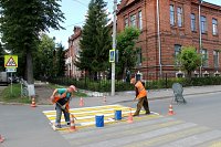 В Кинешме накануне 1 сентября обновляют разметку на пешеходных переходах