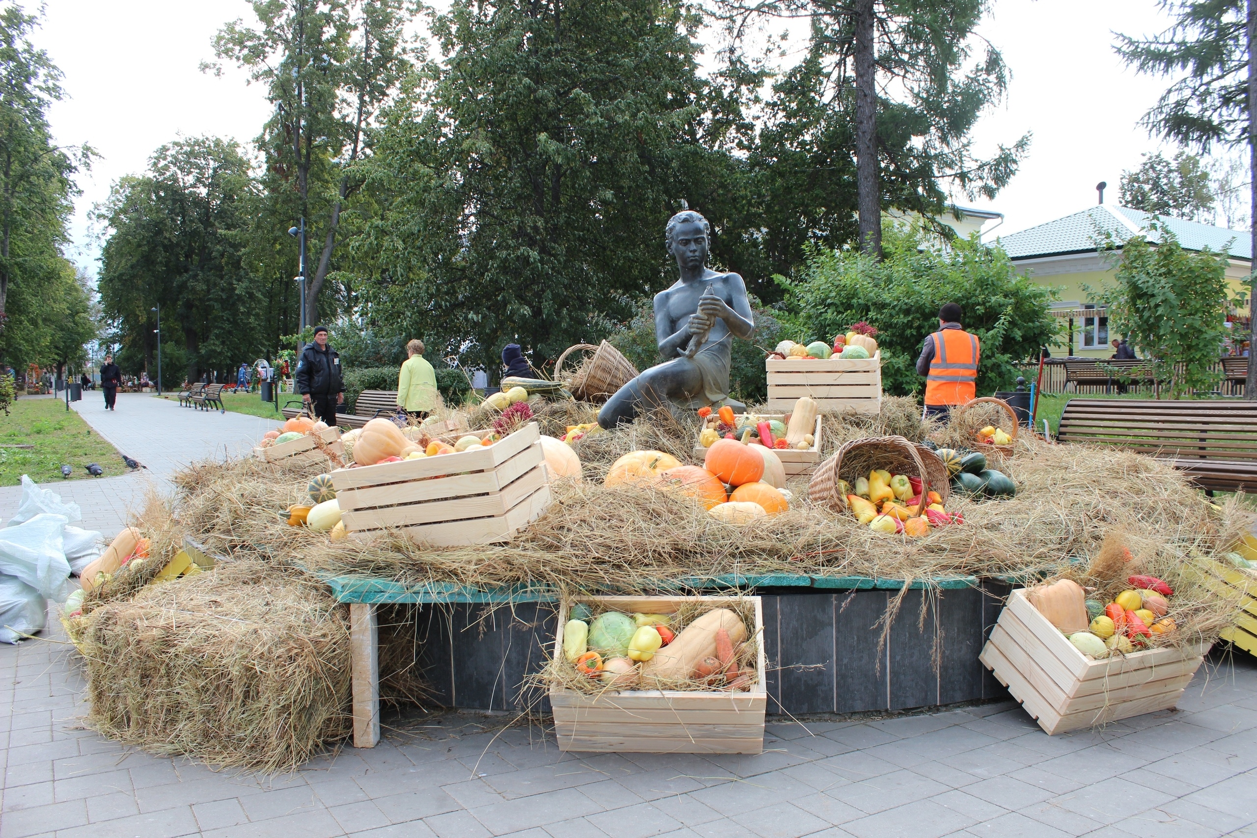 На фестивале «Кинешма купеческая» откроют пункт гуманитарной помощи участникам СВО