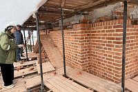 Продолжается реставрация колокольни Троице-Успенского собора