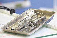 Какие инструменты использует стоматолог-терапевт?