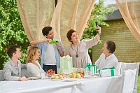 МегаФон стирает границы: в МегаСемью можно добавить близких со всей страны