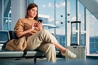 Клиенты Т2 могут открыть карты VISA и Mastercard банков СНГ в приложении оператора