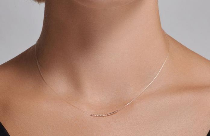 Золотое колье: современные тенденции и популярные стили