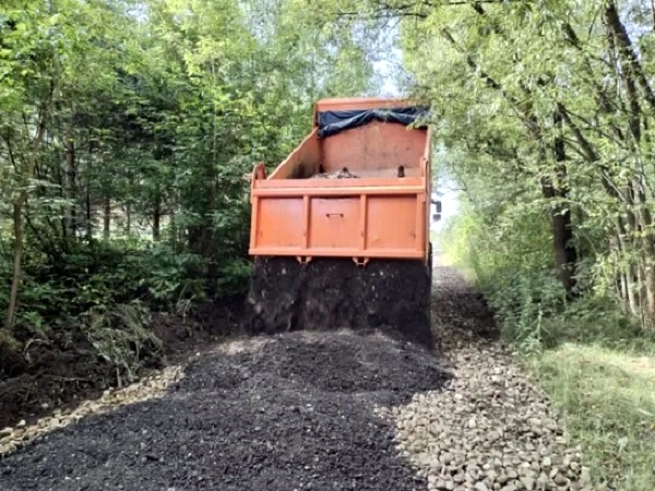 В Кинешме продолжается подсыпка и грейдирование дорог частного сектора