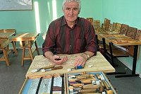 Художник Николай Кудрявцев представил на выставке в Твери два панно о героях-земляках