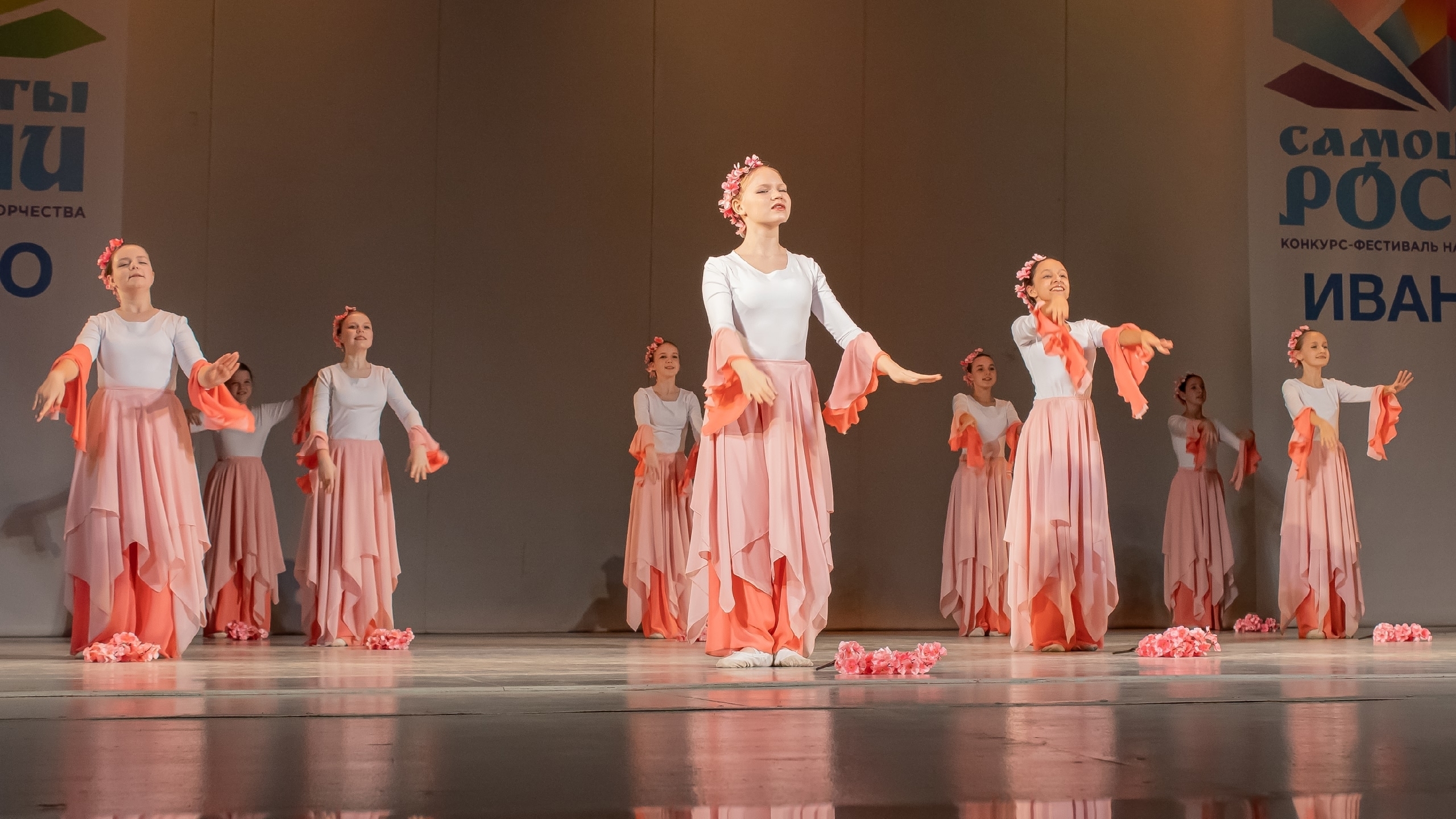 «Сударушка» представила Кинешму на фестивале «Самоцветы России»