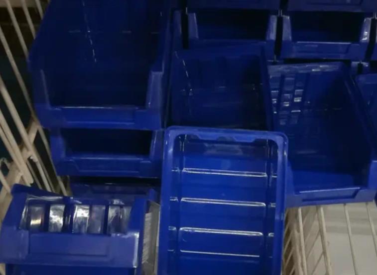 Универсальные варианты тары для бизнеса и дома