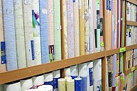 Топ-10 трендов в обоях: что выбирают дизайнеры в 2025 году