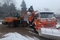 Дороги Кинешмы обрабатывают противогололедным составом