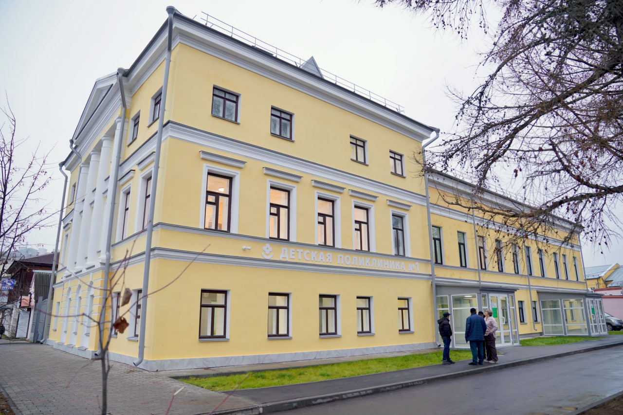 В Кинешме завершается ремонт детской поликлиники в историческом здании на улице Ленина