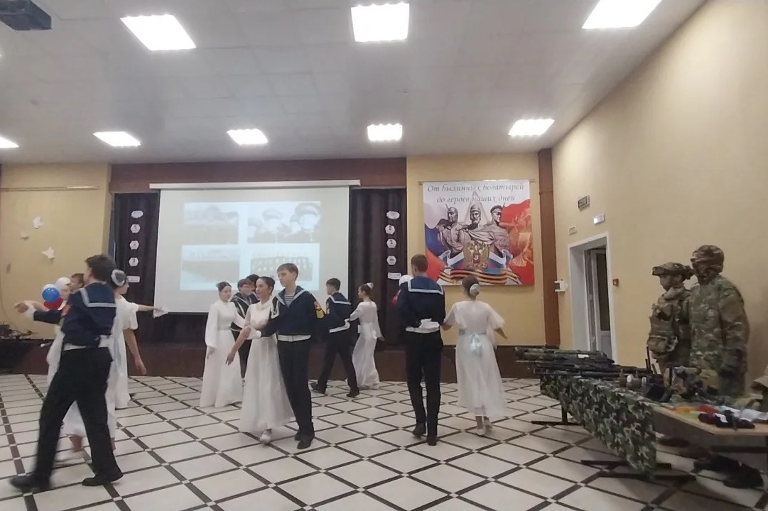 В школе №19 торжественно закрыли Год защитника Отечества